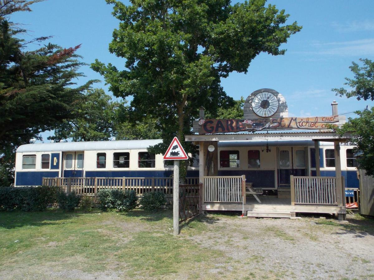 Camping Insolite Le Haut Village 생미셸셰프셰프 외부 사진
