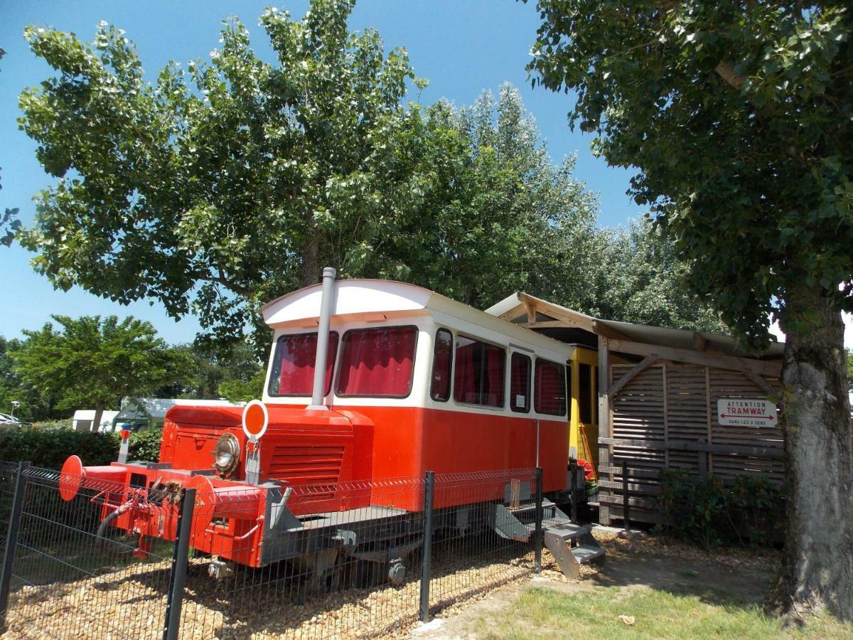 Camping Insolite Le Haut Village 생미셸셰프셰프 외부 사진